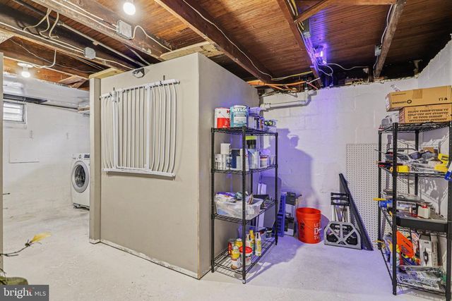 524 HILLCREST RD, York, PA 17403