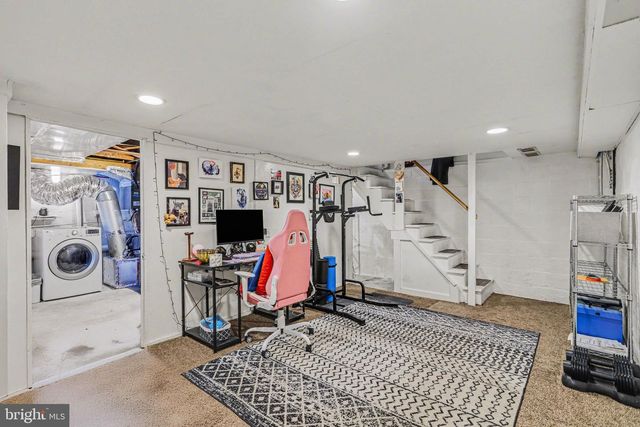 524 HILLCREST RD, York, PA 17403