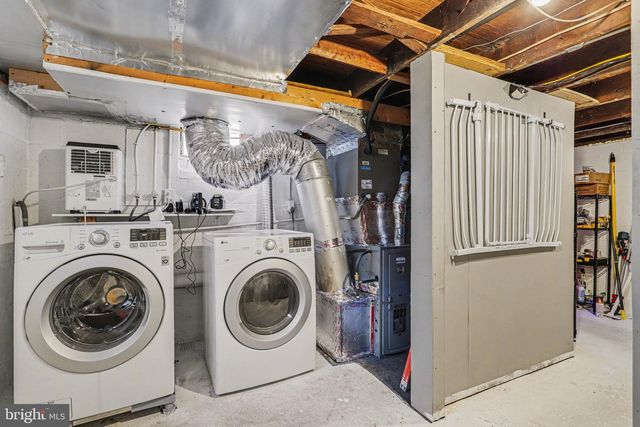 524 HILLCREST RD, York, PA 17403