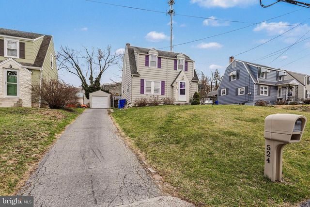 524 HILLCREST RD, York, PA 17403