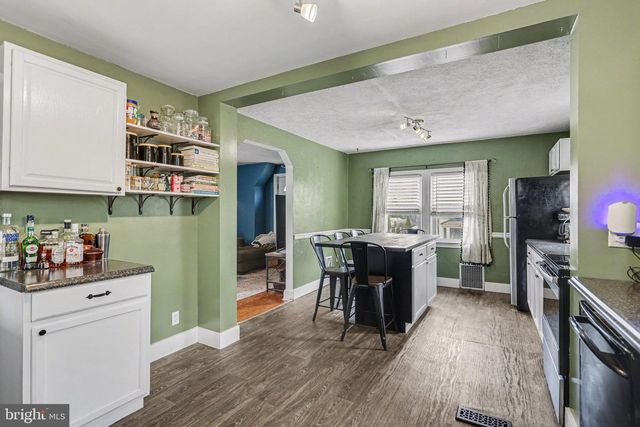 524 HILLCREST RD, York, PA 17403