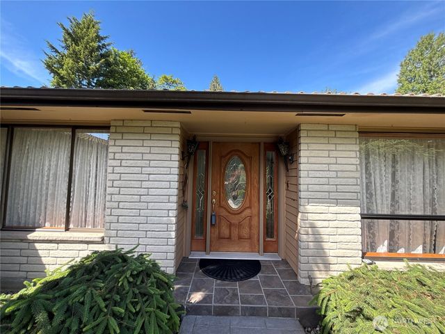 13214 SE 91st Street, Newcastle, WA 98059