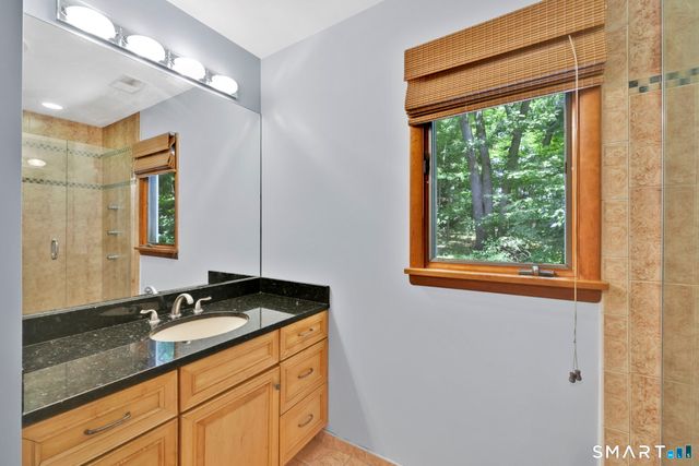 29 Foxwood Road, Trumbull, CT 06611