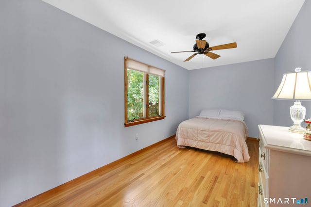 29 Foxwood Road, Trumbull, CT 06611