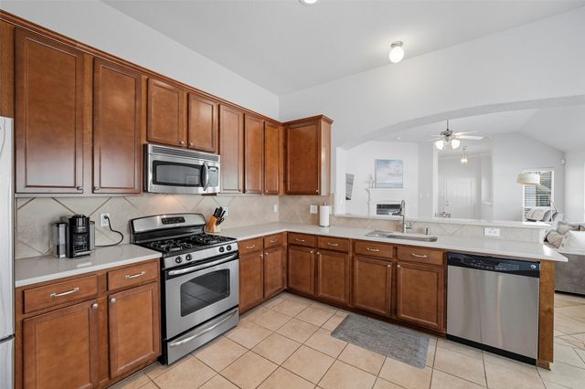 1113 King George Lane, Savannah, TX 76227