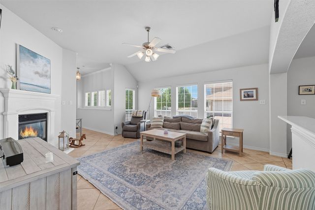 1113 King George Lane, Savannah, TX 76227