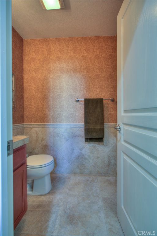 Image 11 of property listing at 1929 Geneva, Manteca, CA 95337