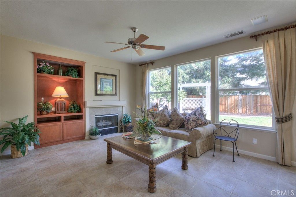 Image 13 of property listing at 1929 Geneva, Manteca, CA 95337