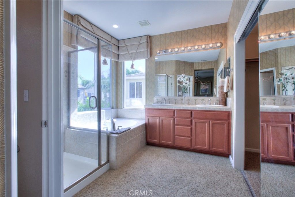 Image 35 of property listing at 1929 Geneva, Manteca, CA 95337
