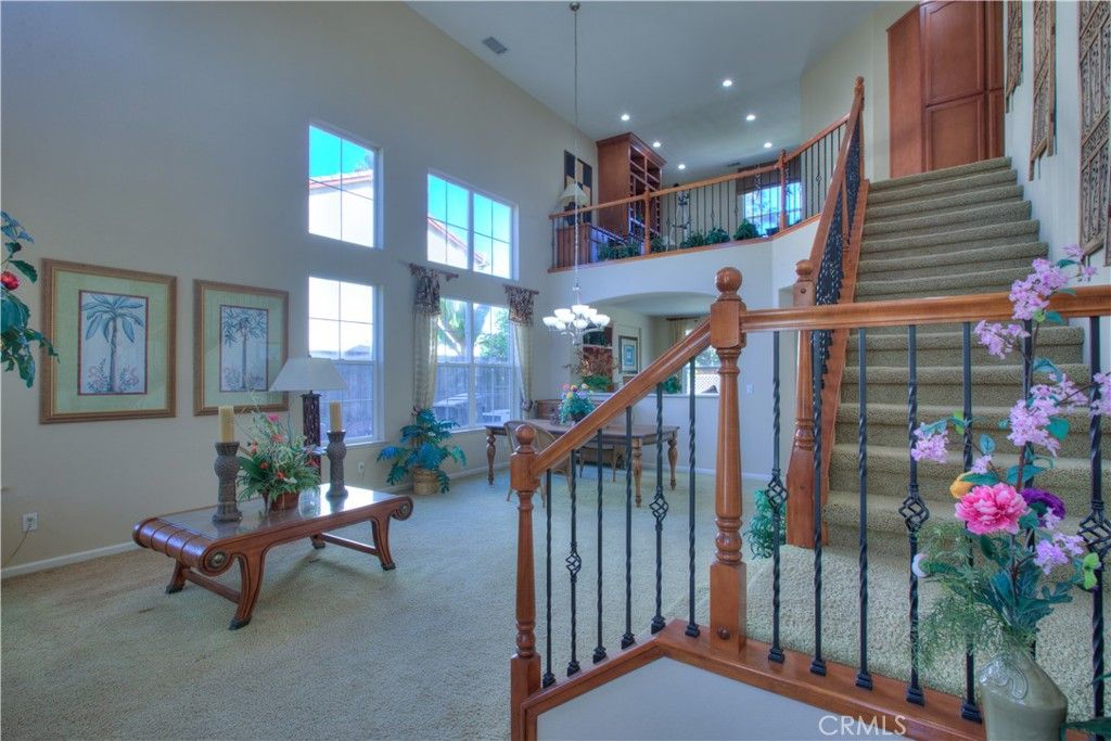 Image 5 of property listing at 1929 Geneva, Manteca, CA 95337