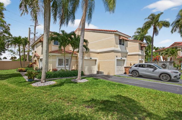3447 Deer Creek Palladian Circle, Deerfield Beach, FL 33442