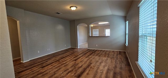 1024S Sandwell Court, Seguin, TX 78155