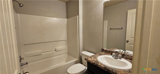 1024S Sandwell Court, Seguin, TX 78155