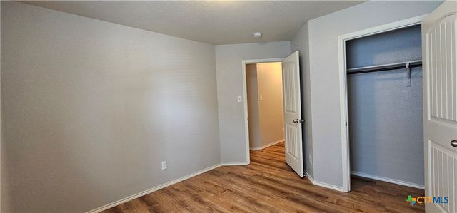 1024S Sandwell Court, Seguin, TX 78155