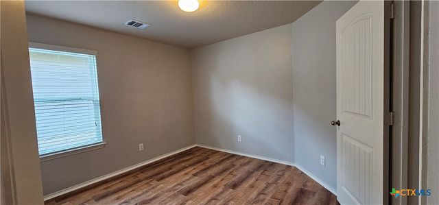 1024S Sandwell Court, Seguin, TX 78155