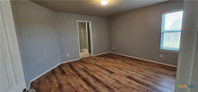 1024S Sandwell Court, Seguin, TX 78155