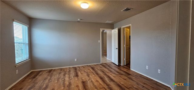 1024S Sandwell Court, Seguin, TX 78155