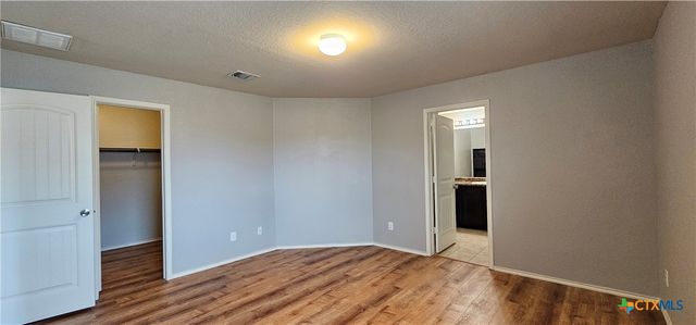 1024S Sandwell Court, Seguin, TX 78155