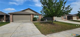 1024S Sandwell Court, Seguin, TX 78155