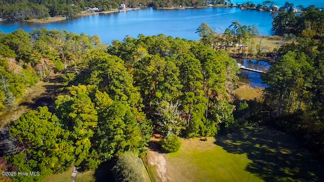 177 Carolina Way, Arapahoe, NC 28510