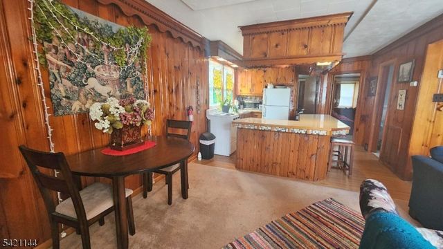 106 Maxim Dr, Hopatcong Boro, NJ 07843