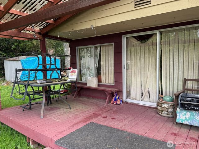 32118 Benbow Drive E, Graham, WA 98338