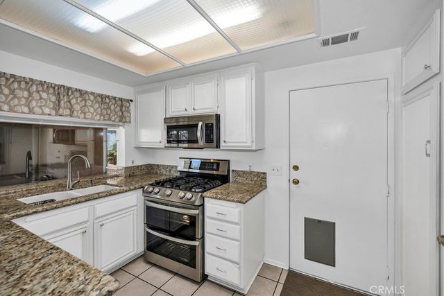 28114 Seco Canyon 156, Saugus, CA 91390