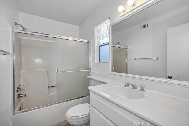 28114 Seco Canyon 156, Saugus, CA 91390