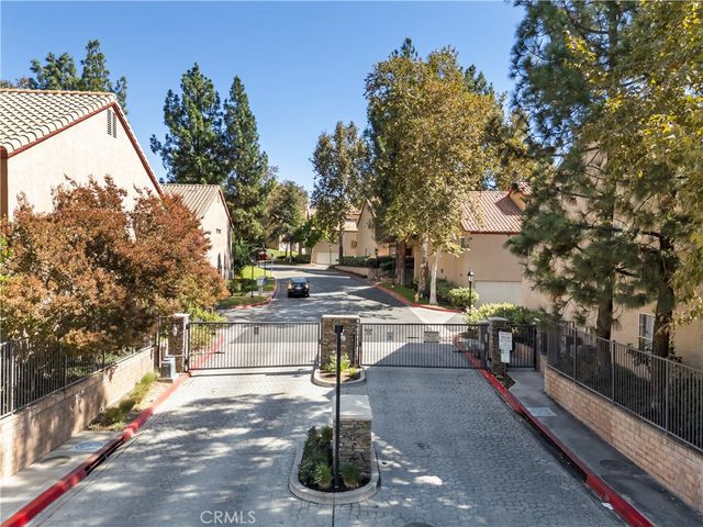 28114 Seco Canyon 156, Saugus, CA 91390