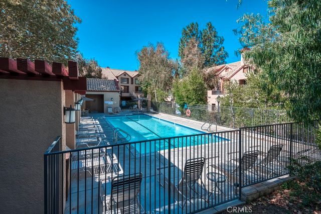 28114 Seco Canyon 156, Saugus, CA 91390