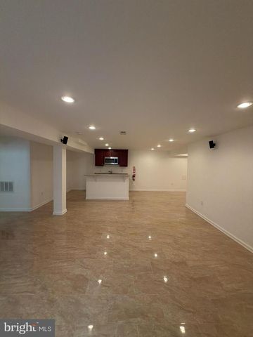 12489 PFITZNER CT, Woodbridge, VA 22192