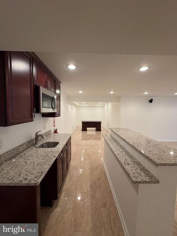 12489 PFITZNER CT, Woodbridge, VA 22192