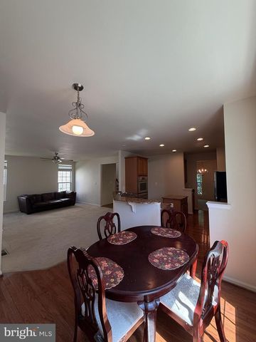 12489 PFITZNER CT, Woodbridge, VA 22192