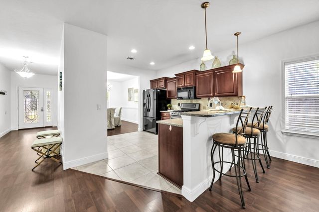 84 2Nd Avenue, Shalimar, FL 32579