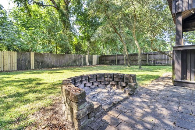 84 2Nd Avenue, Shalimar, FL 32579