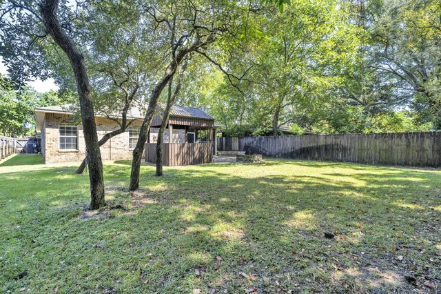 84 2Nd Avenue, Shalimar, FL 32579