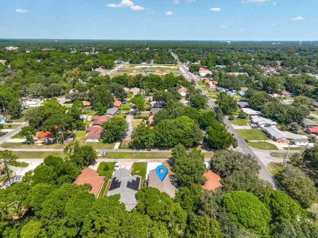 84 2Nd Avenue, Shalimar, FL 32579