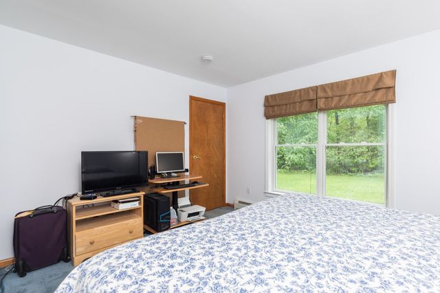 19 Glen Hill Road, Dover, NH 03820