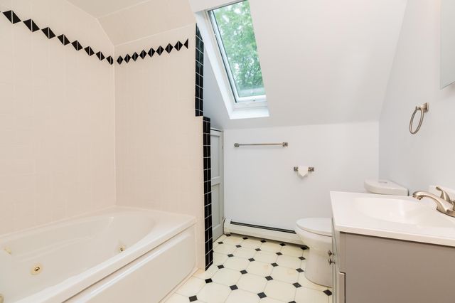 19 Glen Hill Road, Dover, NH 03820