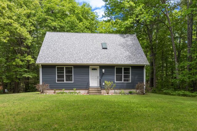 19 Glen Hill Road, Dover, NH 03820