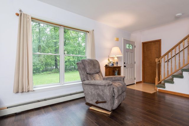 19 Glen Hill Road, Dover, NH 03820