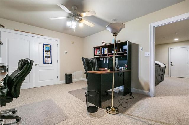 19 Middlefield Court, Greensboro, NC 27455
