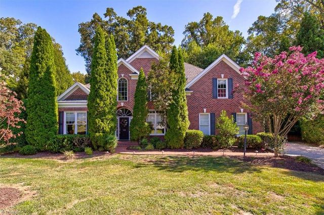 19 Middlefield Court, Greensboro, NC 27455
