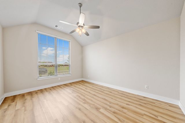 428 Country Meadows Boulevard, Waxahachie, TX 75165
