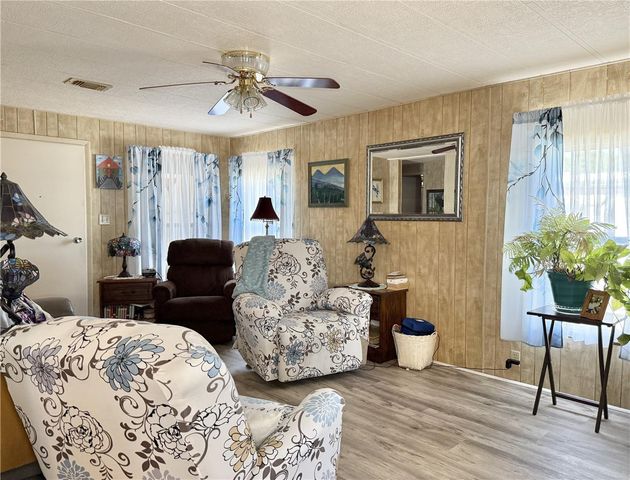 34642 SWEETPEA LANE LANE, Zephyrhills, FL 33541