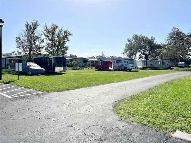 34642 SWEETPEA LANE LANE, Zephyrhills, FL 33541