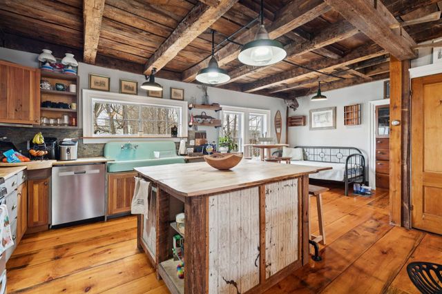 273 Route 5 North, Windsor, VT 05089