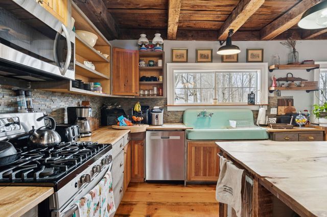 273 Route 5 North, Windsor, VT 05089