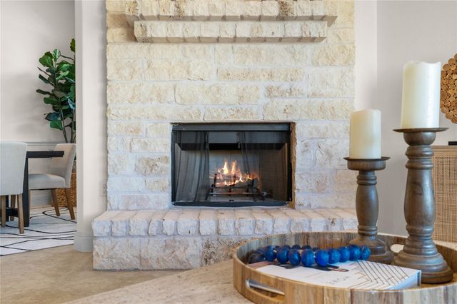 2204 Williston LOOP, Austin, TX 78748