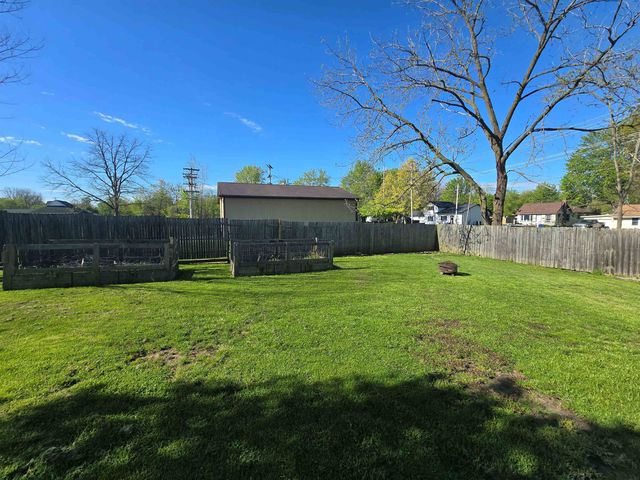 117 W Mcneil Street, Corunna, MI 48817